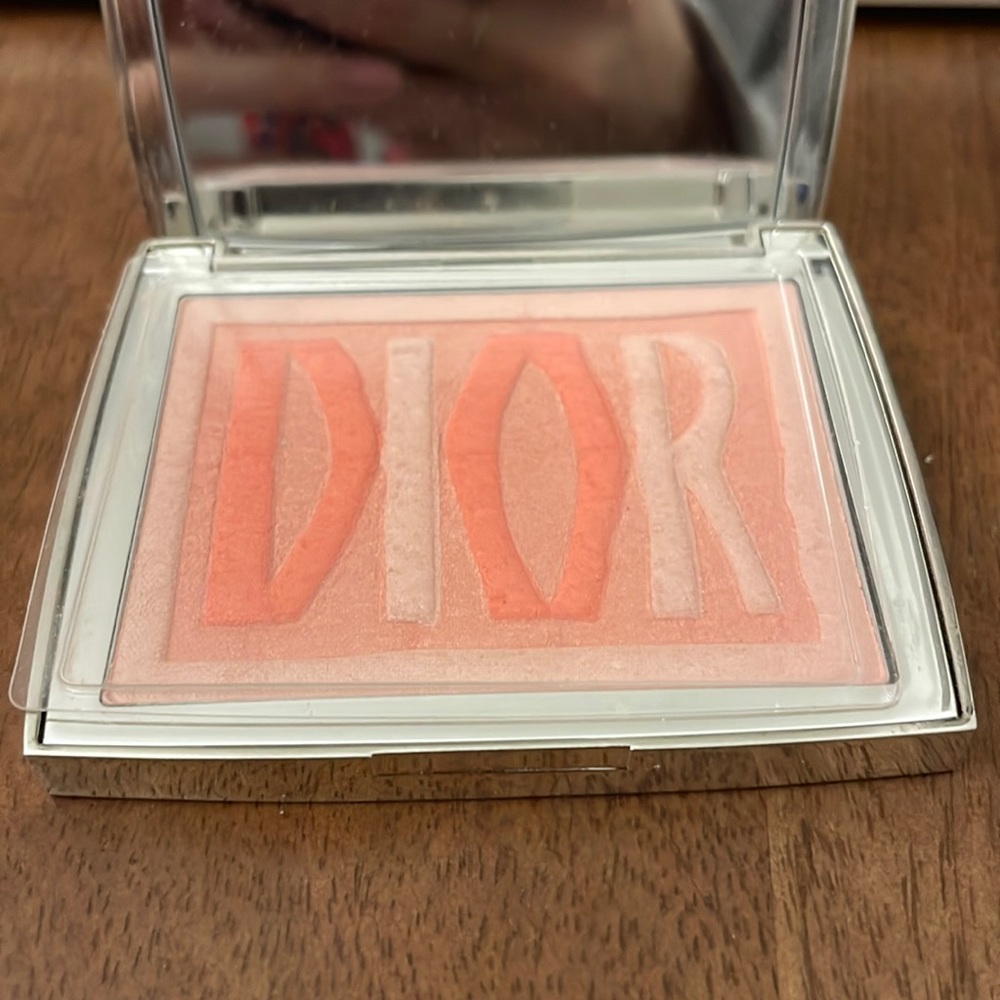 Dior blush glowing color blush palette